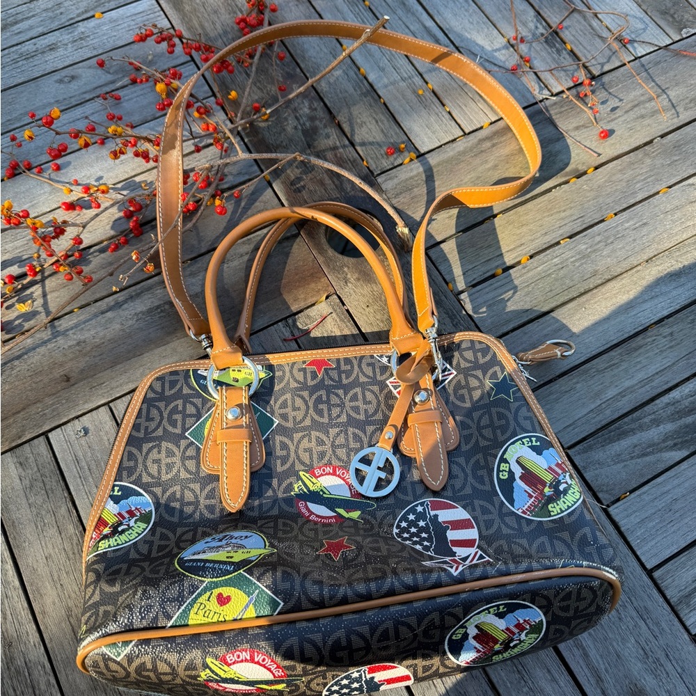 Stylish Brown Giani Bernini Handbag With Shoulder Strap
